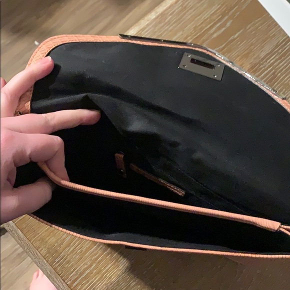 Pink BCBGeneration clutch!π - Picture 6 of 9